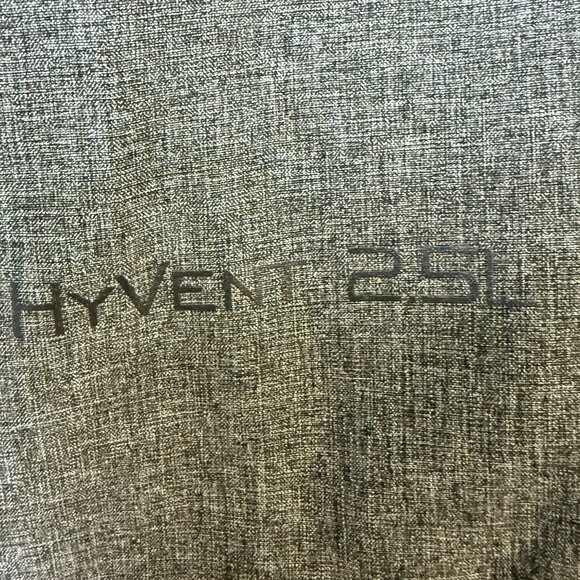 The North Face HyVent 2.5L Women’s Medium Black/Gray Hooded EUC - Picture 7 of 12